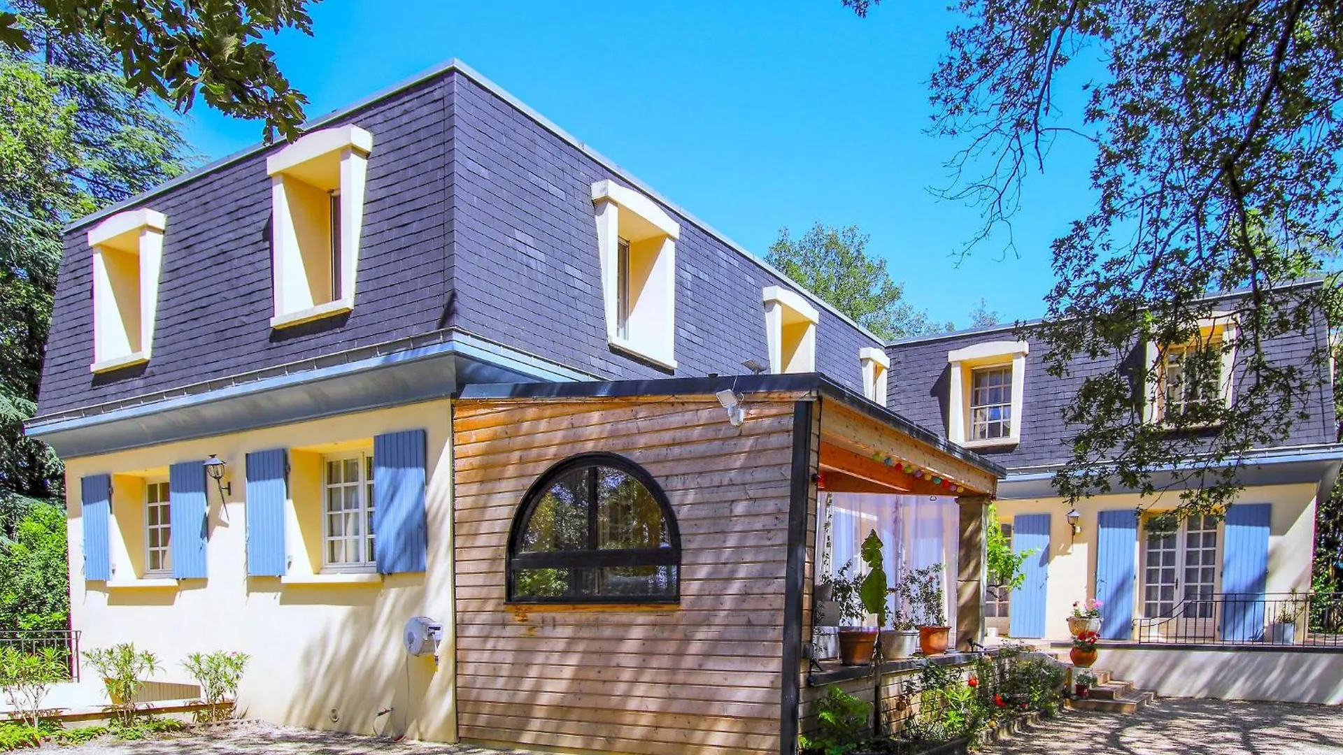 Pet Friendly Home In Cleon D Andran With Wi-Fi Holiday home