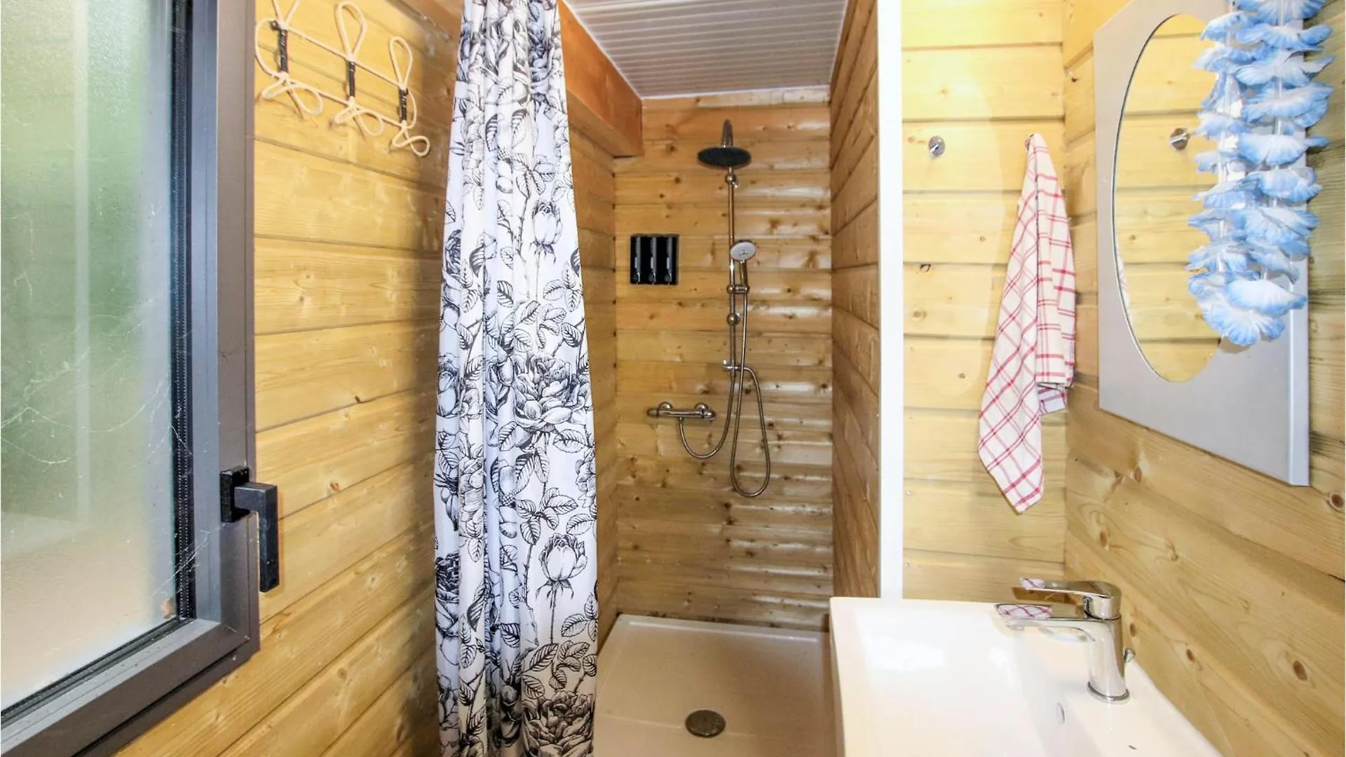 Pet Friendly Home In Cleon D Andran With Wi-Fi